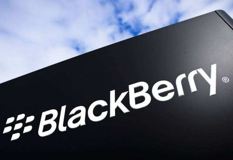 Black Berry to continue its services in Pakistan as government drops data request