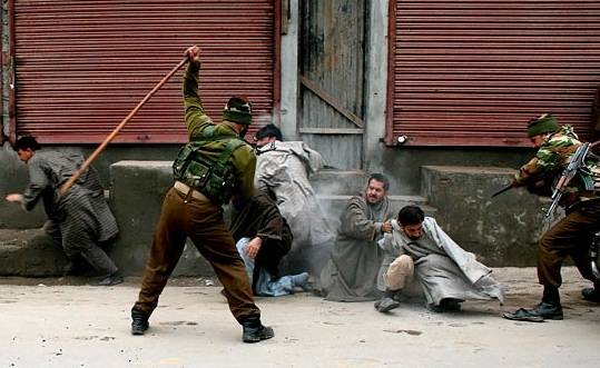Kashmir Intifada: Indian Troops barbarism continue