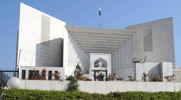 SC issues notices to Sindh Chief Secretary over court orders violation