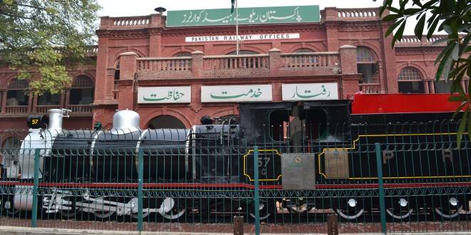 Pakistan Railways to acquire locomotives from USA