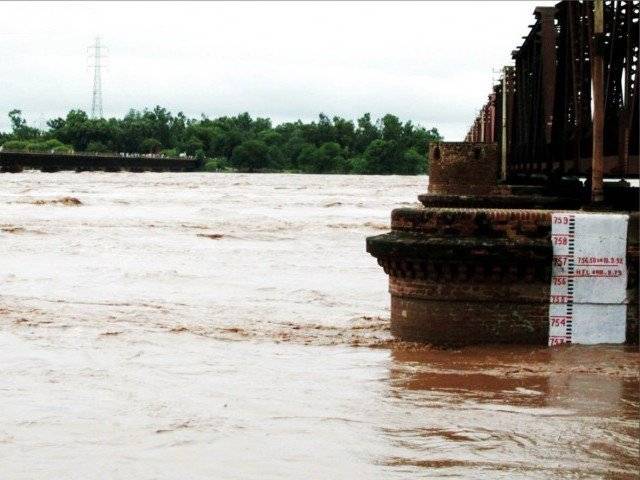 Chenab River under high flood