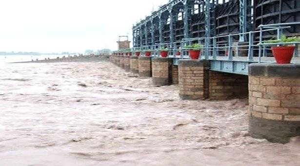 River Chenab High Floods playing havoc across River Bed