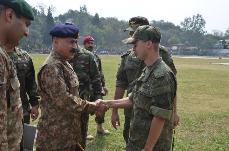 Pakistan-Russia Army joint exercise: Corps Commander Peshawar visit ops area