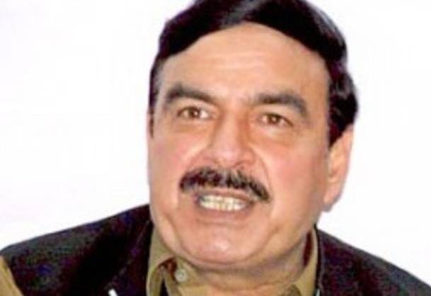 Sheikh Rashid extends support to government on defence issue