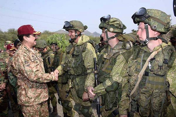 Pakistan-Russian Armies are rated best in the world: COAS  