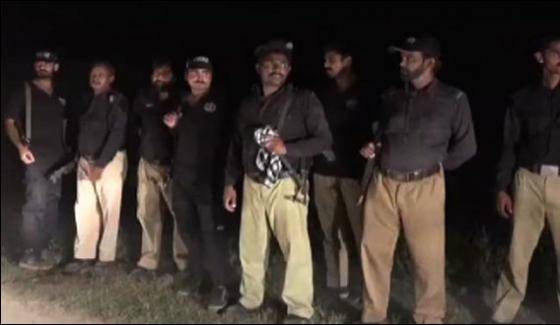 Police Encounter in Qasur; 3 Dacoits gunned down  