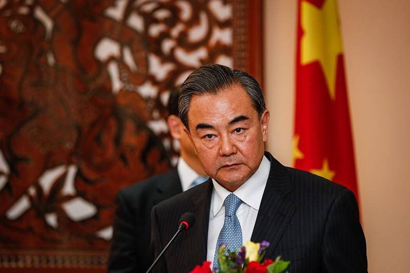 China's foreign minister warns USA