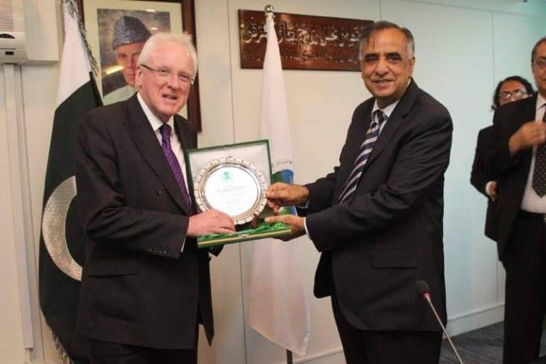 Lord Mayor London aspires for trade links between Pakistan-London