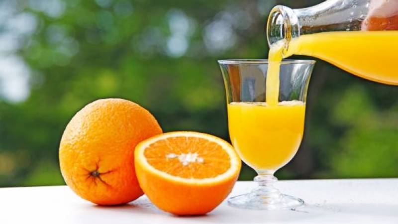 Oranges fight cancer against viral infections, slash cholesterol