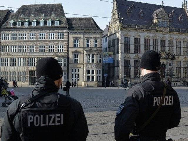 Germany raids 4 Turkish Imams over charges of spying