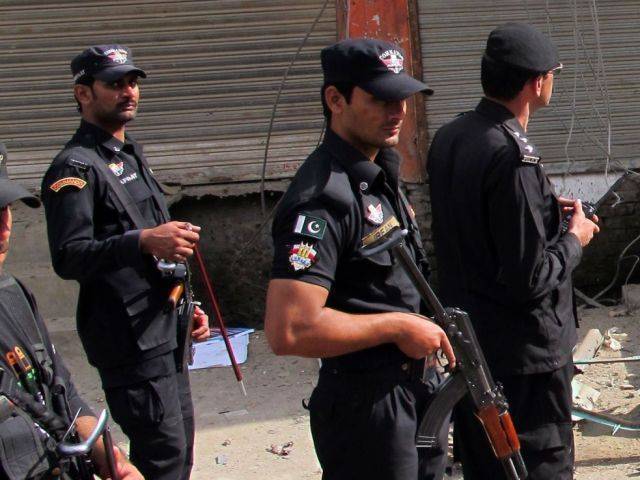 KP Police averts disaster, defused 2 bombs