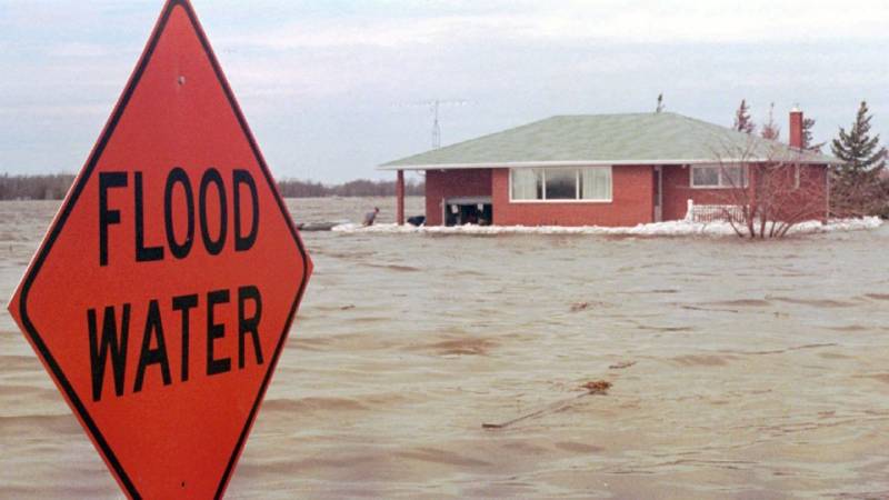 Canada Floods: Army troops called in for rescue operations