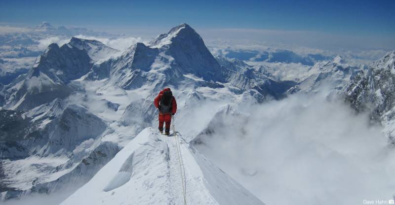 Mount Everest takes away lives of 4 climbers