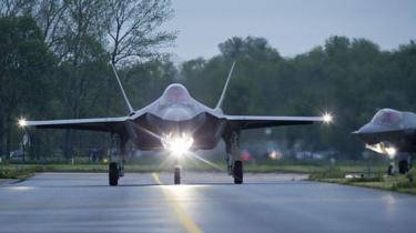 US Air Force F-35 Fighter Jets Fleet grounded indefinitely