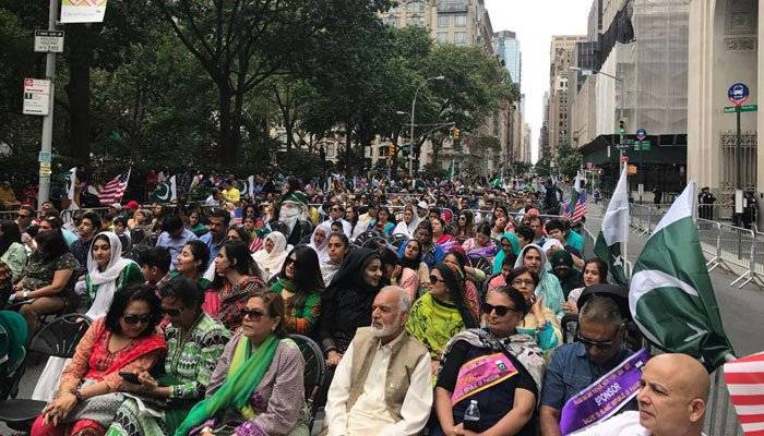 Pakistani Americans hold independence day parade in New York