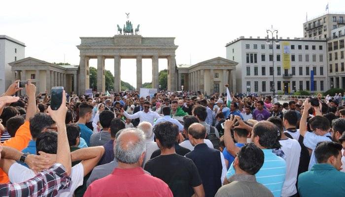 Pakistan Independence Day Parade held in Germany
