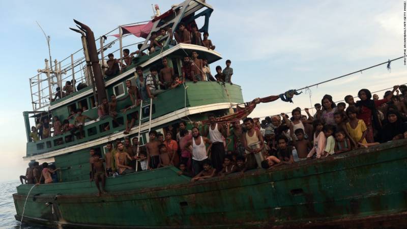 Bangladesh sends back boat carrying 31 injured Rohingya Muslim refugees