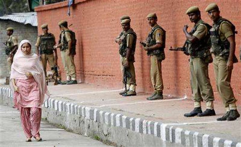 Indian Army besiege ten villages in occupied Kashmir