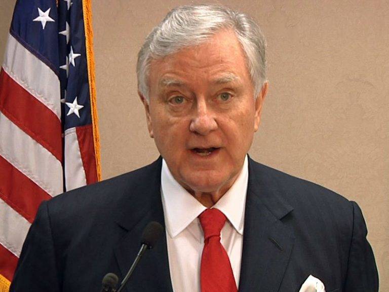 US-India should conduct pre emptive strike in Pakistan to destroy nuclear sites: Larry Pressler