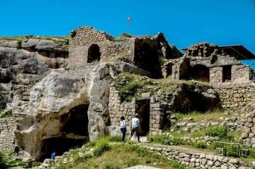 Ancient Turkish town prepares to vanish under floodwaters