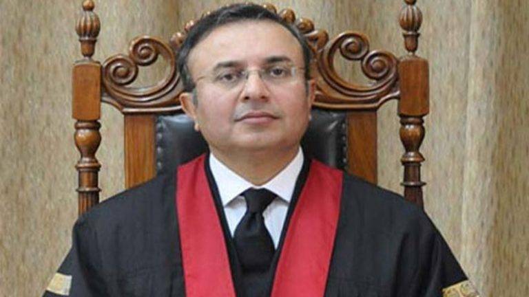 Not written in constitution that Disqualified person cannot form political Party: LHC CJ