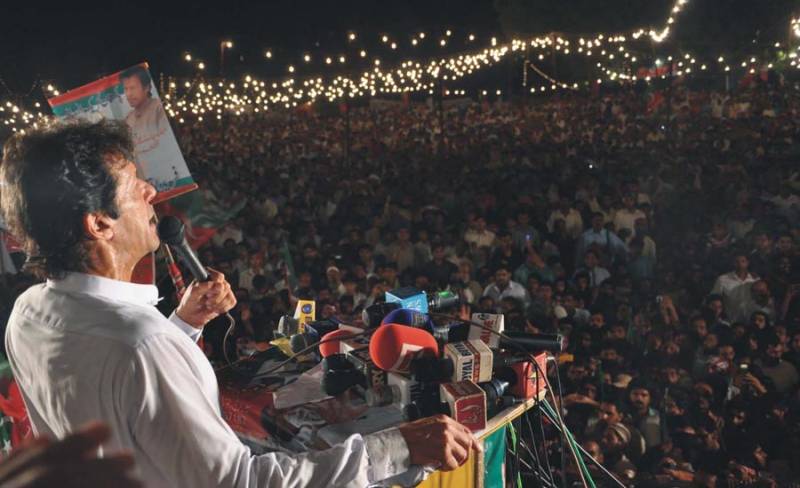 Imran Khan hits hard at Asif Zardari at Sehwan Jalsa