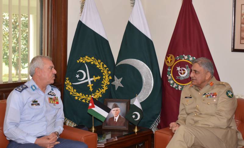 Jordanian Army Chief calls on COAS General Qamar Bajwa