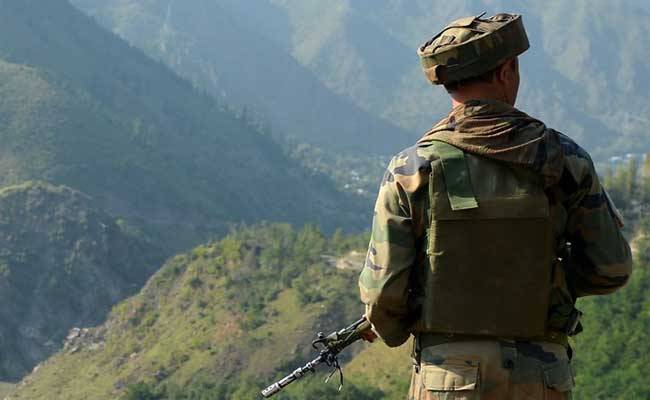 Indian Army three soldiers killed, injured by Kashmiri freedom fighter in IOK