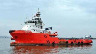 Indian ship sinks off the Mumbai coast