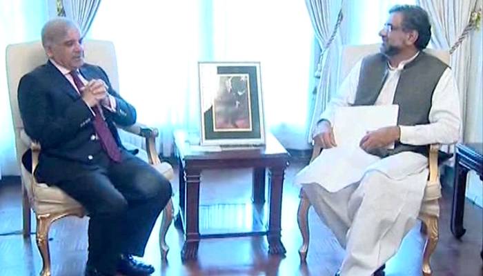 COAS - Shahbaz Sharif to meet to defuse current situation