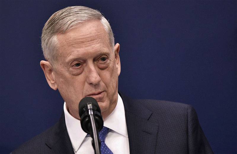 US Defense Secretary lauds Pak sacrifices in war on terror