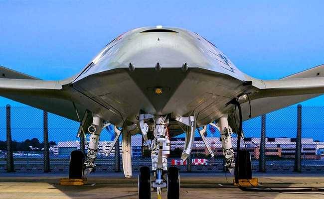 US unveils large military drone capable of landing on aircraft carrier