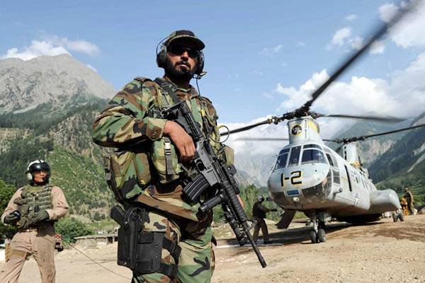 Pakistan Army 3 soldiers martyred, 7 injured in Swat