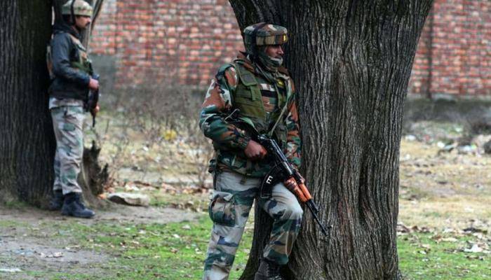 Indian Army claims foiling a new militants attack on CRPF camp in Srinagar