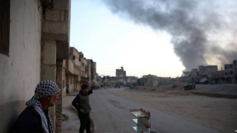 Airstrikes kill 35 in Syria