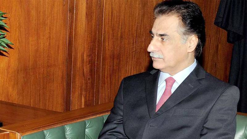 Ayaz assures to resolve problems of textile industry