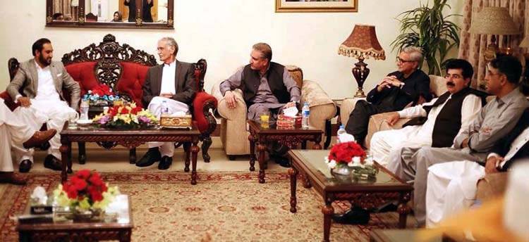 CM Balochistan along with his group of Senators meet CM Pervaiz Khattak