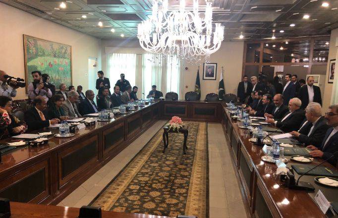 Pakistan, Iran support political resolution of Afghan conflict