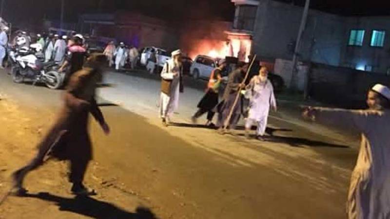9 including 5 policemen martyred in Raiwind suicide attack