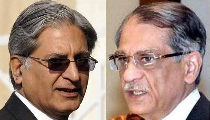 Aitzaz Ahsan returns the fine money to CJP son but with a unique style