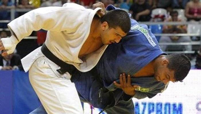 Pakistan Judo team wins gold at South Asian Championship