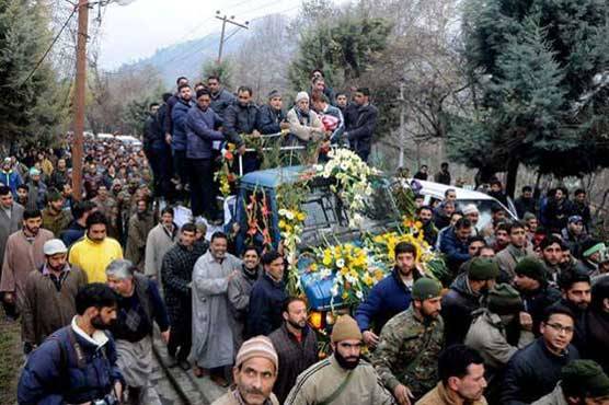 Thousands throng funeral of martyred Kashmiri cricket star Shahid Dar