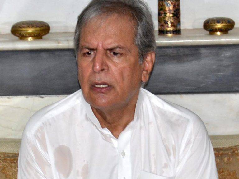 Veteran politician Javed Hashmi in serious trouble