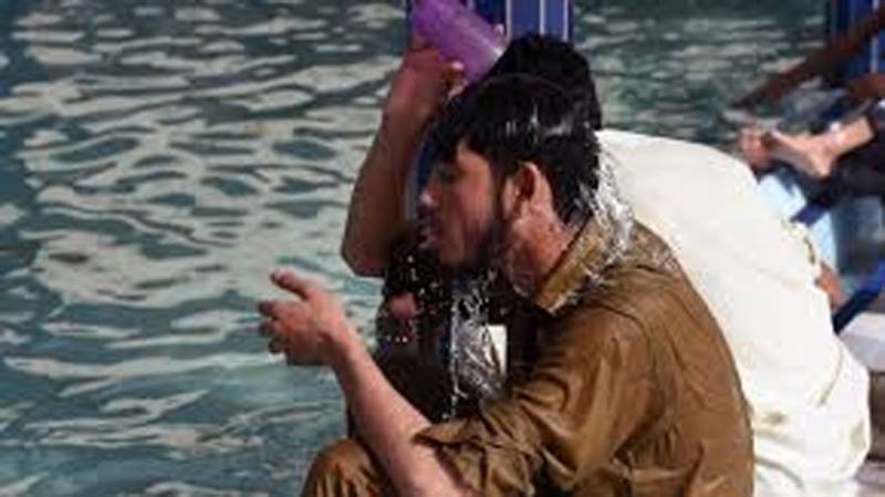 Karachi, other parts of Sindh in grip of severe heat wave