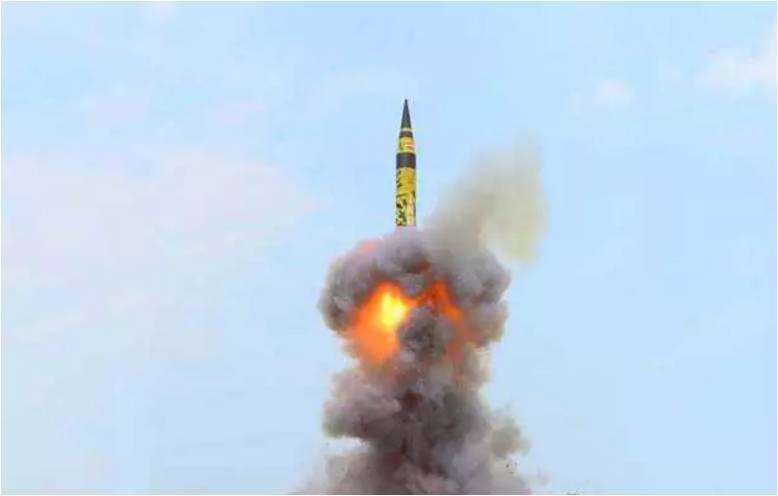Defence, security experts concerned over India's ballistic missile 'Agni-5' test-fire