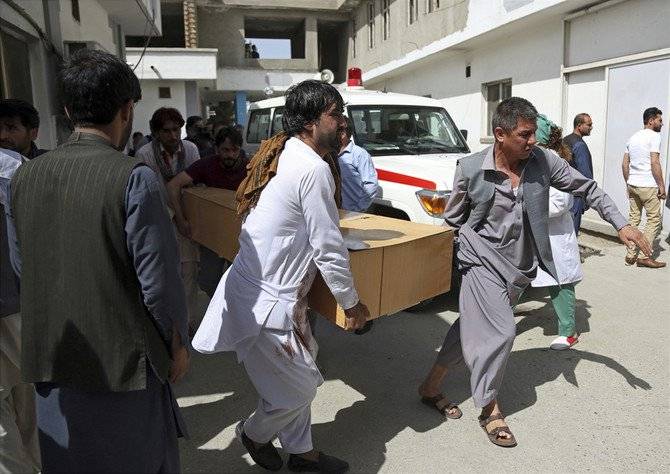 Deadly suicide bombing in Kabul, responsibility claimed