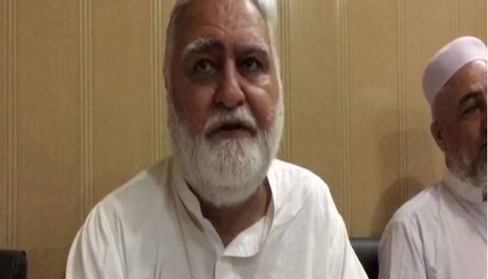 Shots fired at JUI-F leader Akram Durrani's vehicle in Bannu