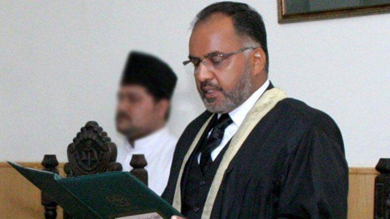 IHC Justice Shaukat Aziz Siddiqui in hot waters