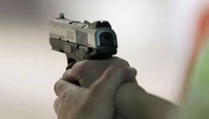 Two dacoits shot dead in an encounter with Karachi Police