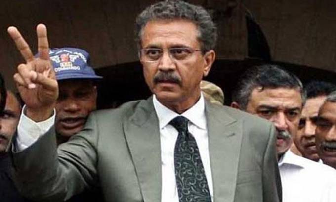 Mayor Karachi Waseem Akhtar faces an embarassing blow